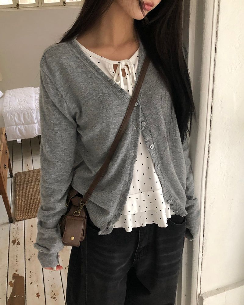 Pering Frill V-Neck Knit Cardigan