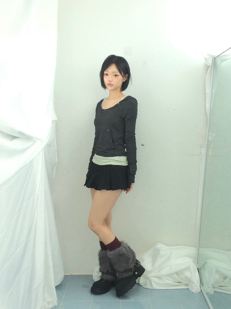 Basic Pleated Miniskirt