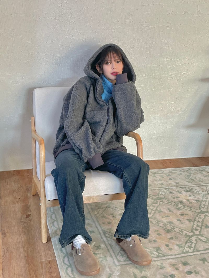 Turley hood zip-up
