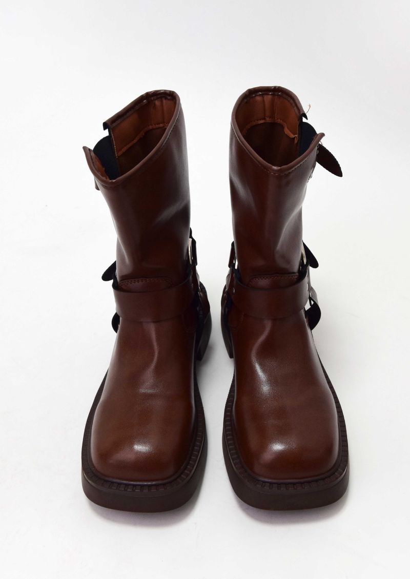 chain mid-calf boots