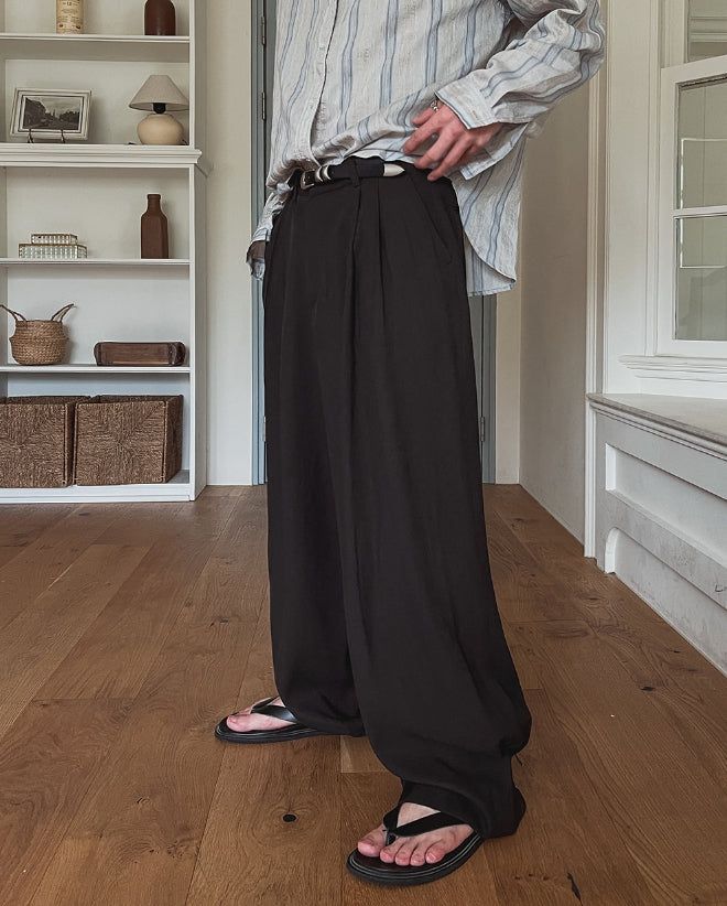 2PLAN（ツープラン）の「Royden Drape Two-Tuck Wide Slacks（Pants）」