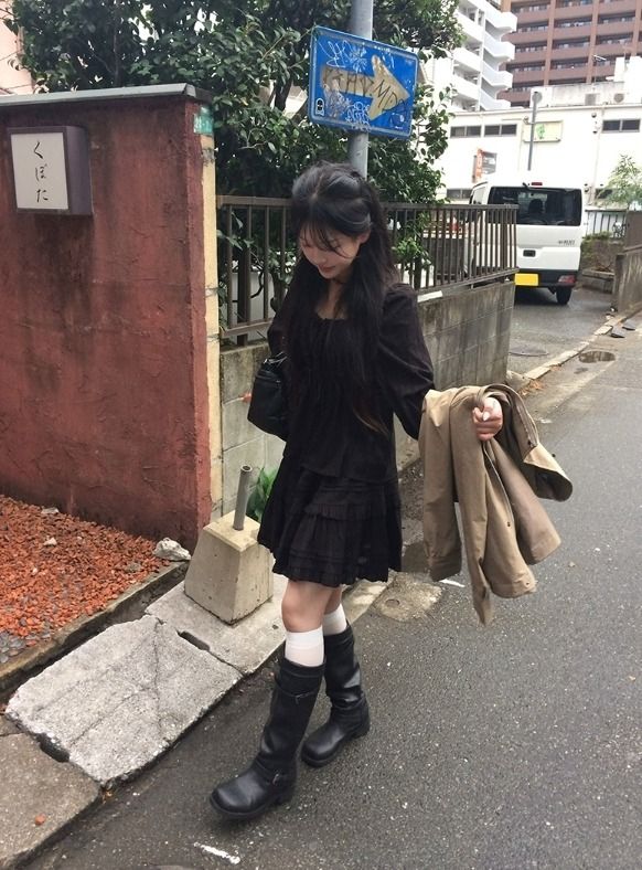 Murun Ribbon Strap Shirring Long Sleeve Blouse