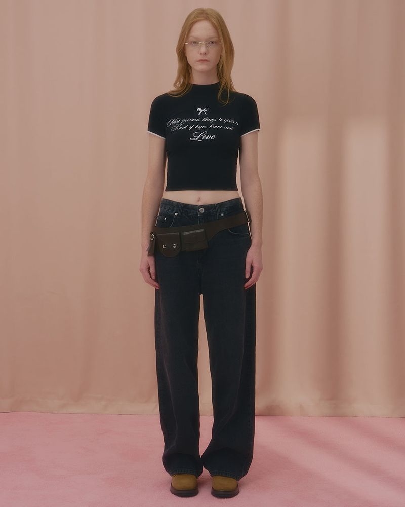 LOVE LACE CROP TSHIRT-BLACK