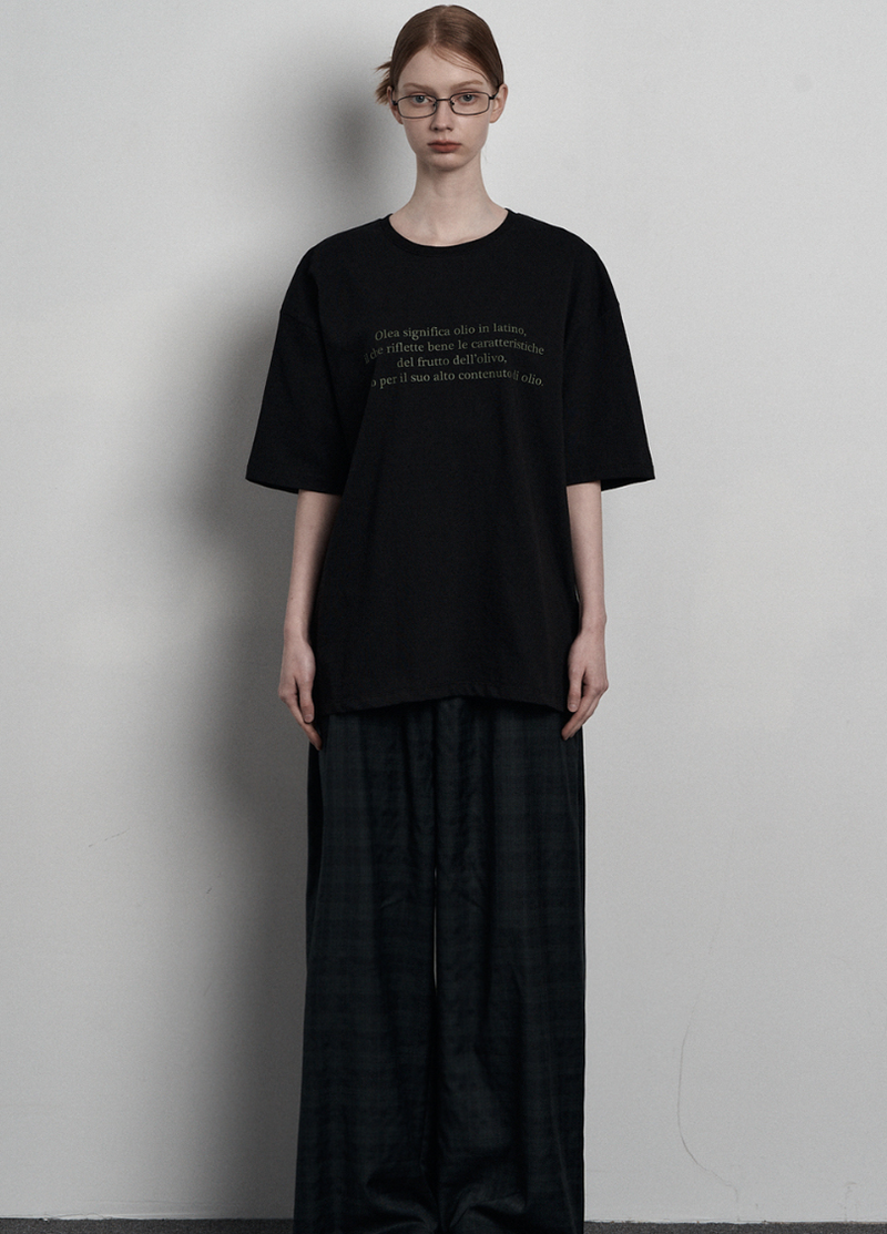 mnem（ムネム）の「[mnem] olive print oversized t-shirt (black)（Tops）」