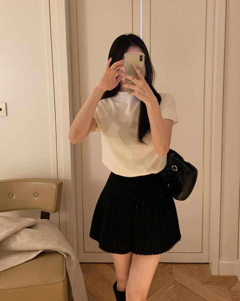 Danar pleated skirt