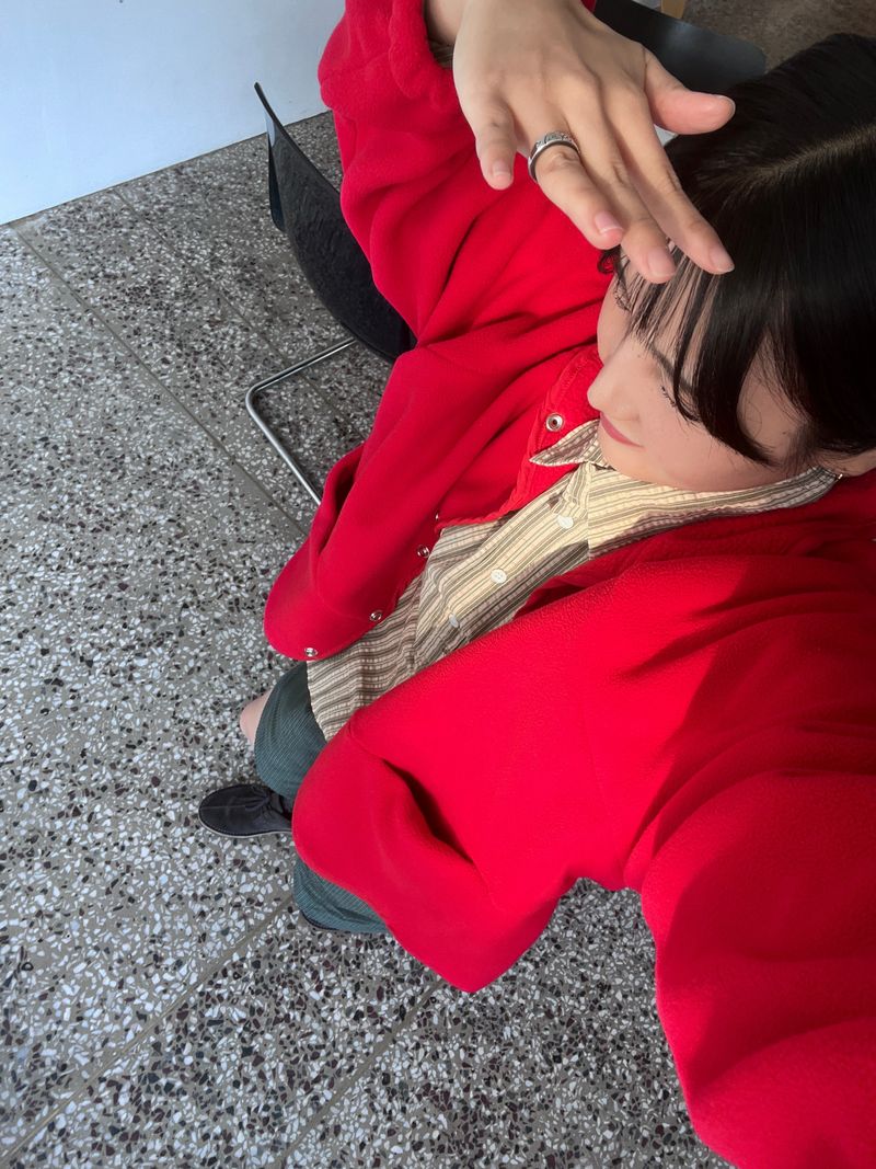 Dolphin vintage leglan fleece