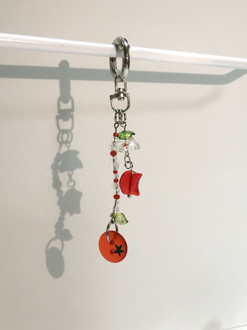 Tomato cat keyring