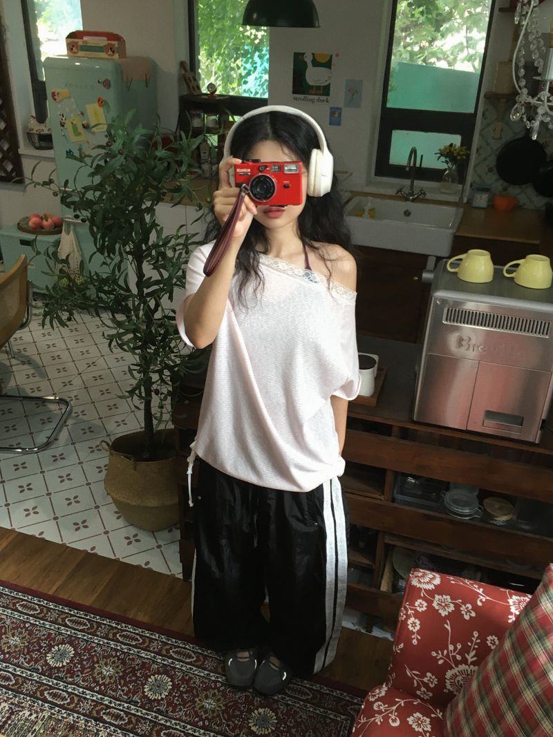 ownmind（オウンマインド）の「Lace Off-Shoulder Tee（Tops）」
