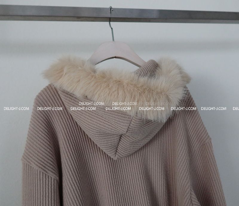 Purifying knitwear Cropped hooded jacket