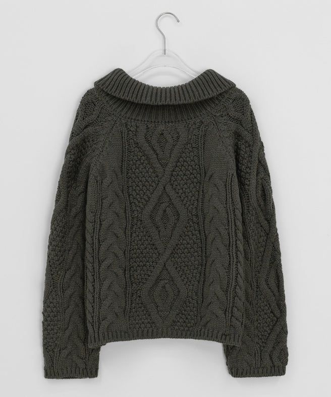 Hyoro Button High Neck Cable Knit