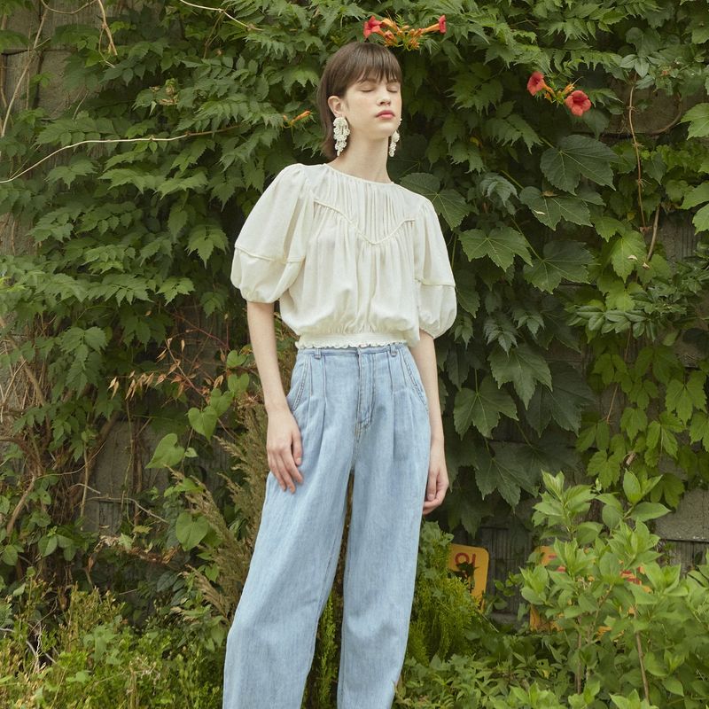 [LINE] Pipping Shirring Blouse