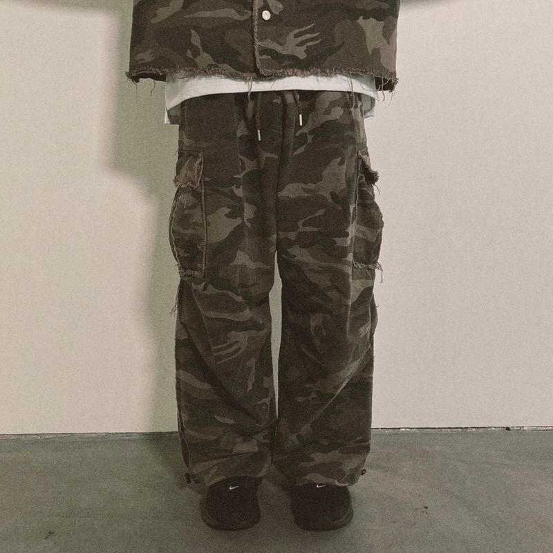 grunge camouflage cargo pants_khaki
