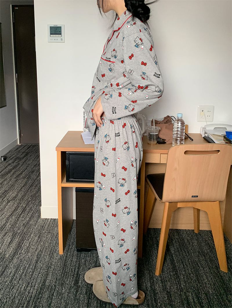 [SANRIO] HELLO KITTY PAJAMAS