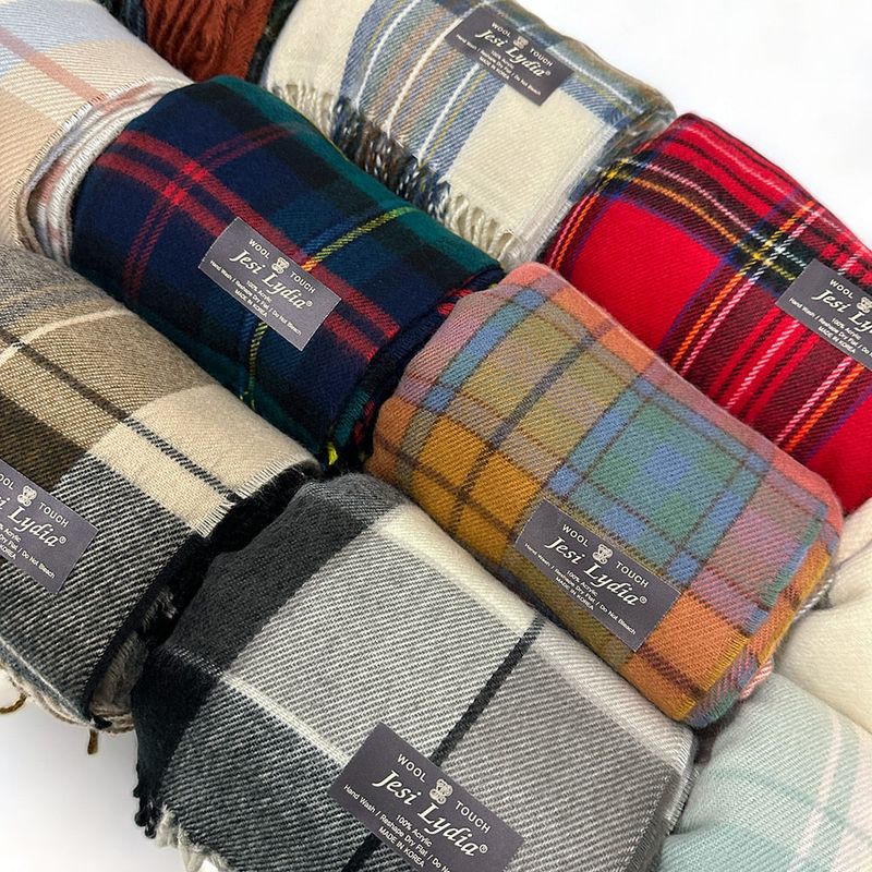 ASCLO(エジュクロ)の「ASCLO Check Fringe Muffler (11color)(Fashion Accessories)」