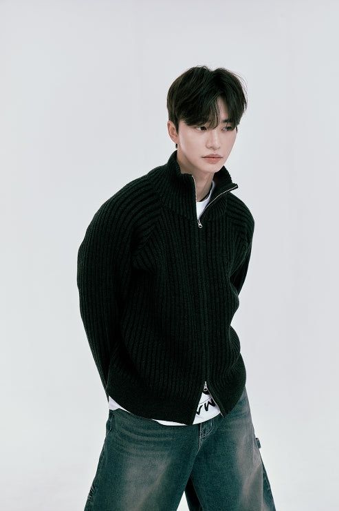 TWO TONE KNIT ZIP-UP