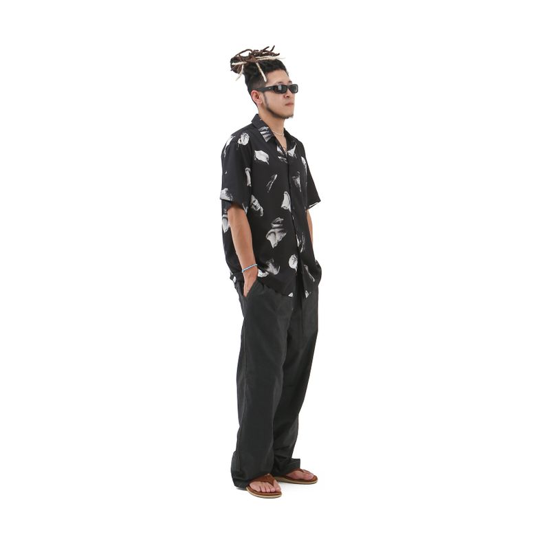 RELAXED BROKEN FIGURE HALF SHIRTS BLACK