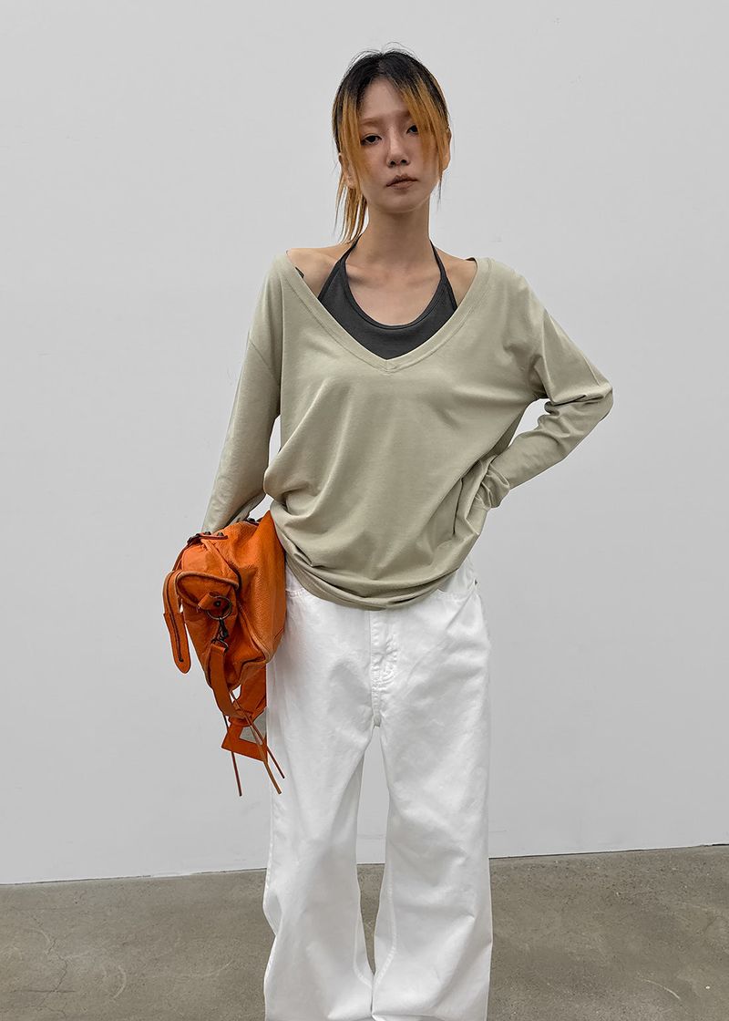 [MADE] Geneva Deep V-Neck Oversized Long Sleeve Tee