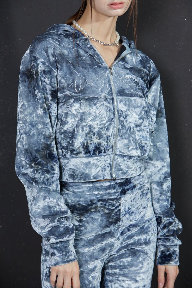 DYEING VELVET HOOD