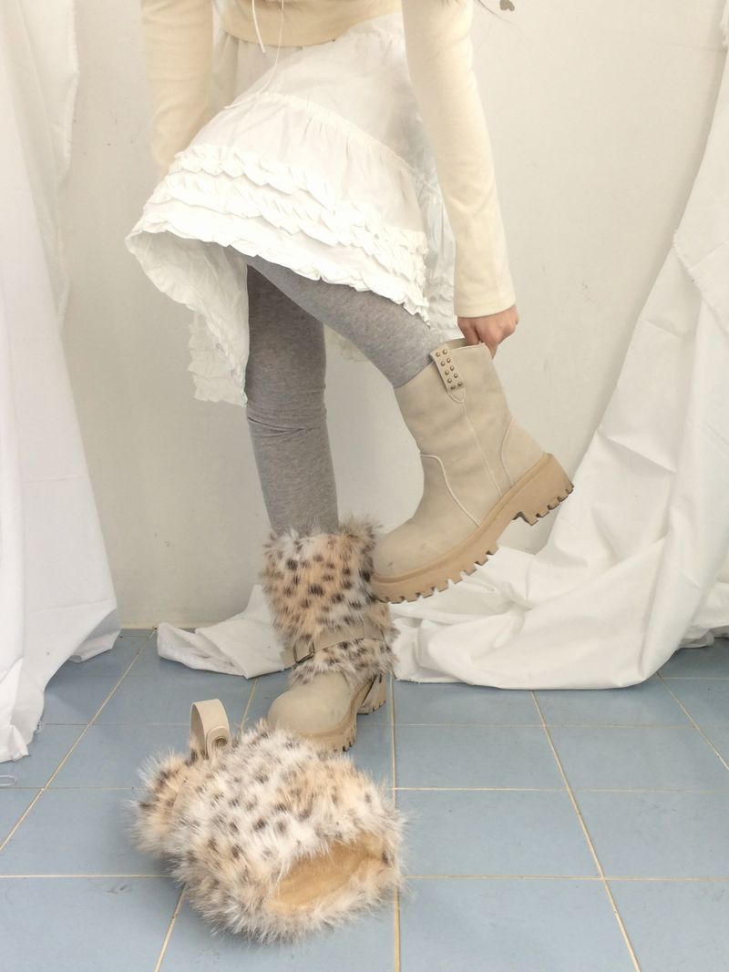 Vintage Stud Two Way Fur Boots