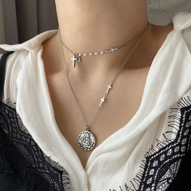 Acer rojo(アセルロジョ)の「E Stainless Steel Titanium Angel Cross Layered Choker Necklace(Accessories)」