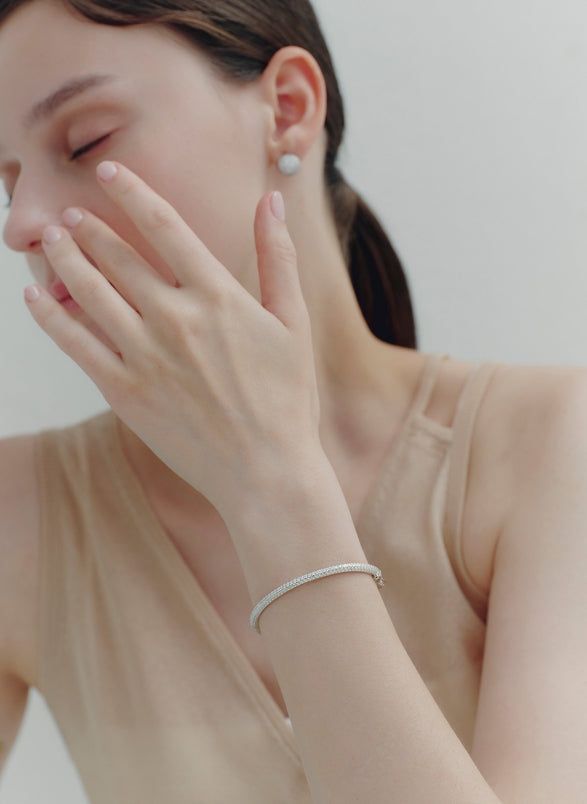26SS★ [Premium Plating] Essence AB(W) Luxe Full Pave Bangle
