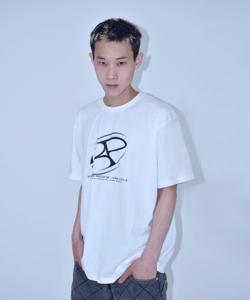 BIG GRAPHIC LOGO TEE WHITE BLACK LOGO