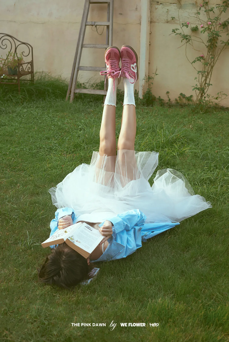 HBD/We Flower Joint Name Retro German Training Shoes - PINK