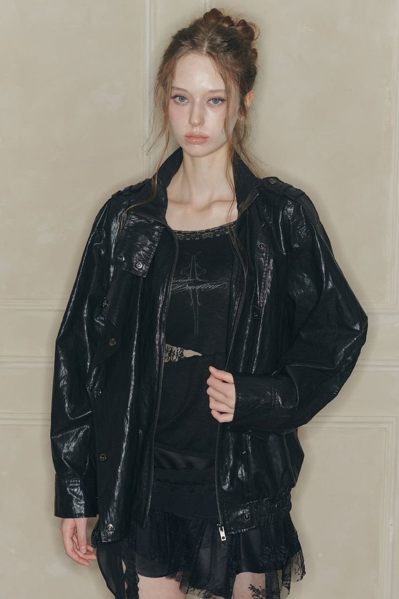 LACE BOATNECK TOP black