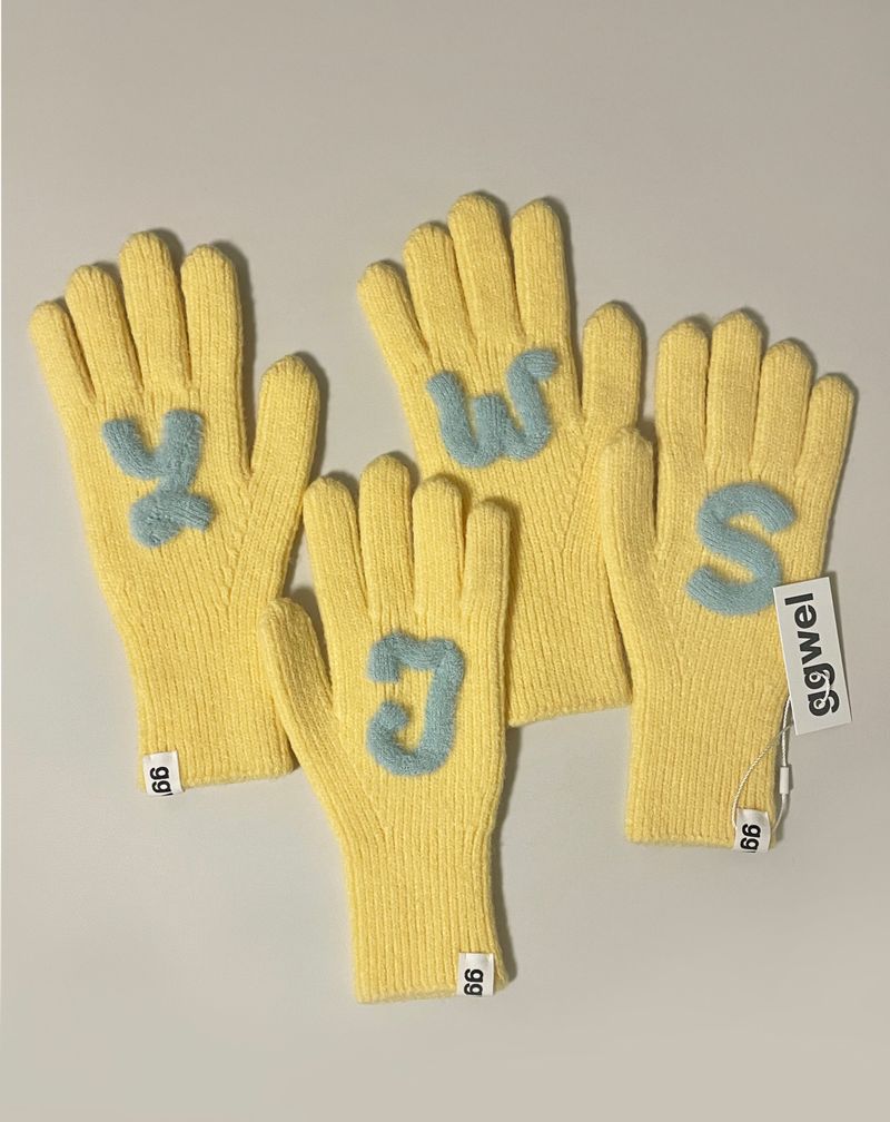 CUSTOM INITIAL KNIT RIBBON GLOVES