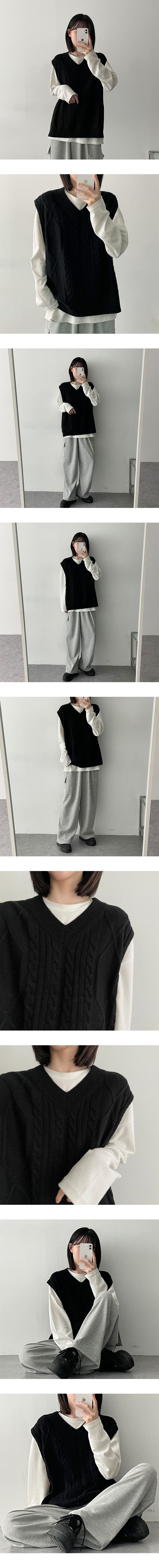 Etch Twisted V-knit vest