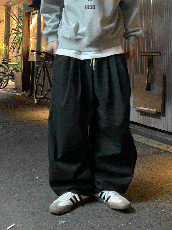 WHAT A LOOK（ワット ア ルック）の「Rosie pintuck balloon pants（Pants）」