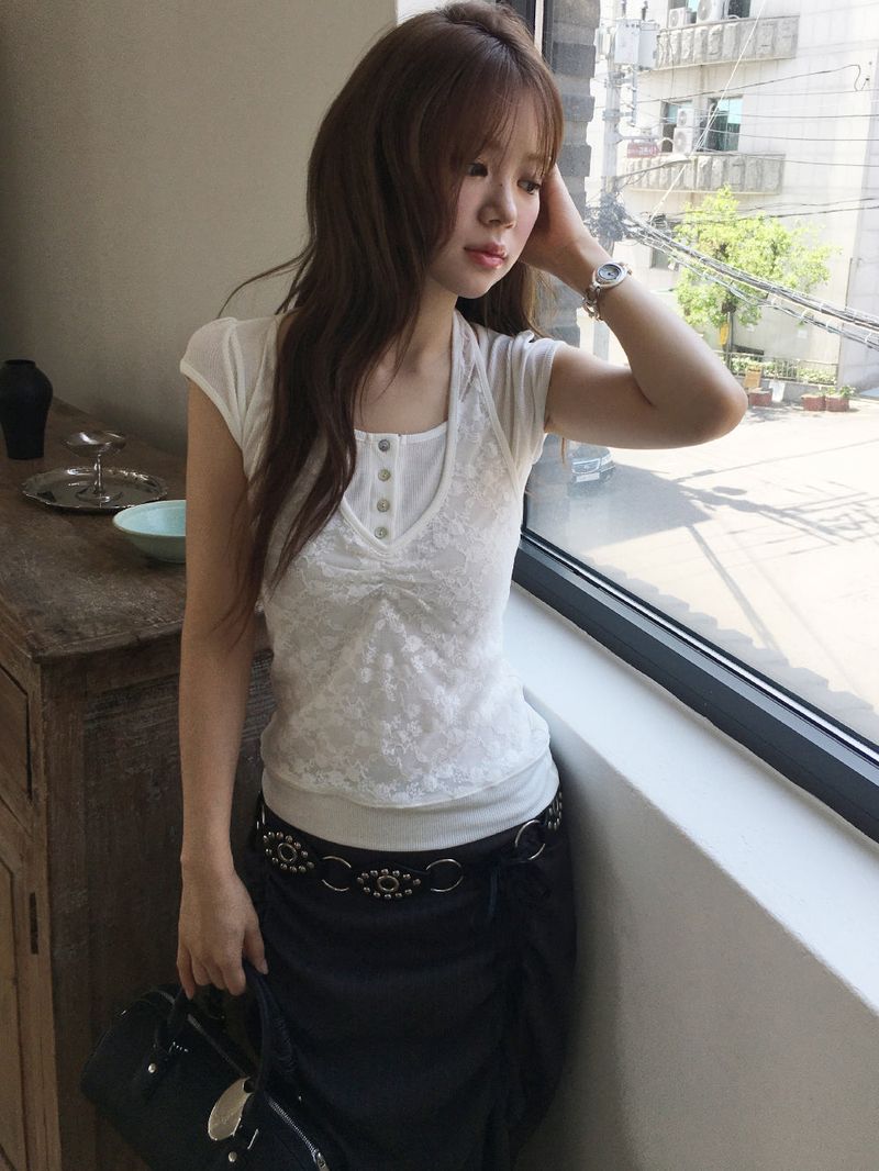 Gather lace halter T