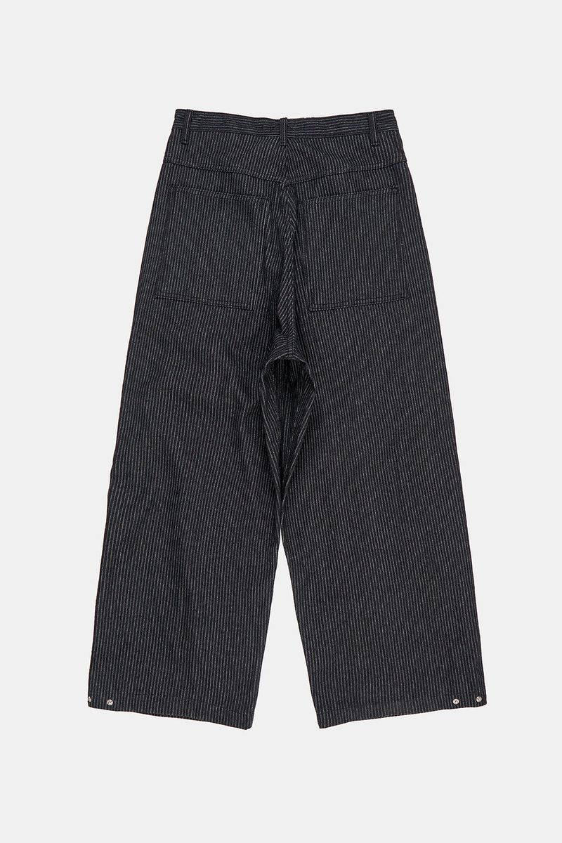 Add pin-tuck stripe denim pants