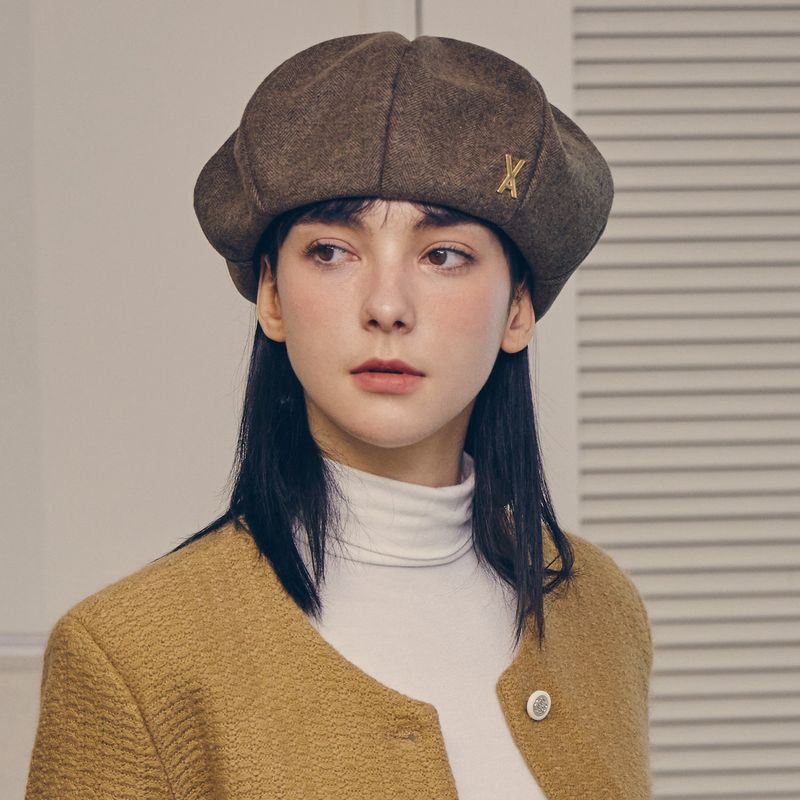 VA Stud Octagon Wool Beret / Brown