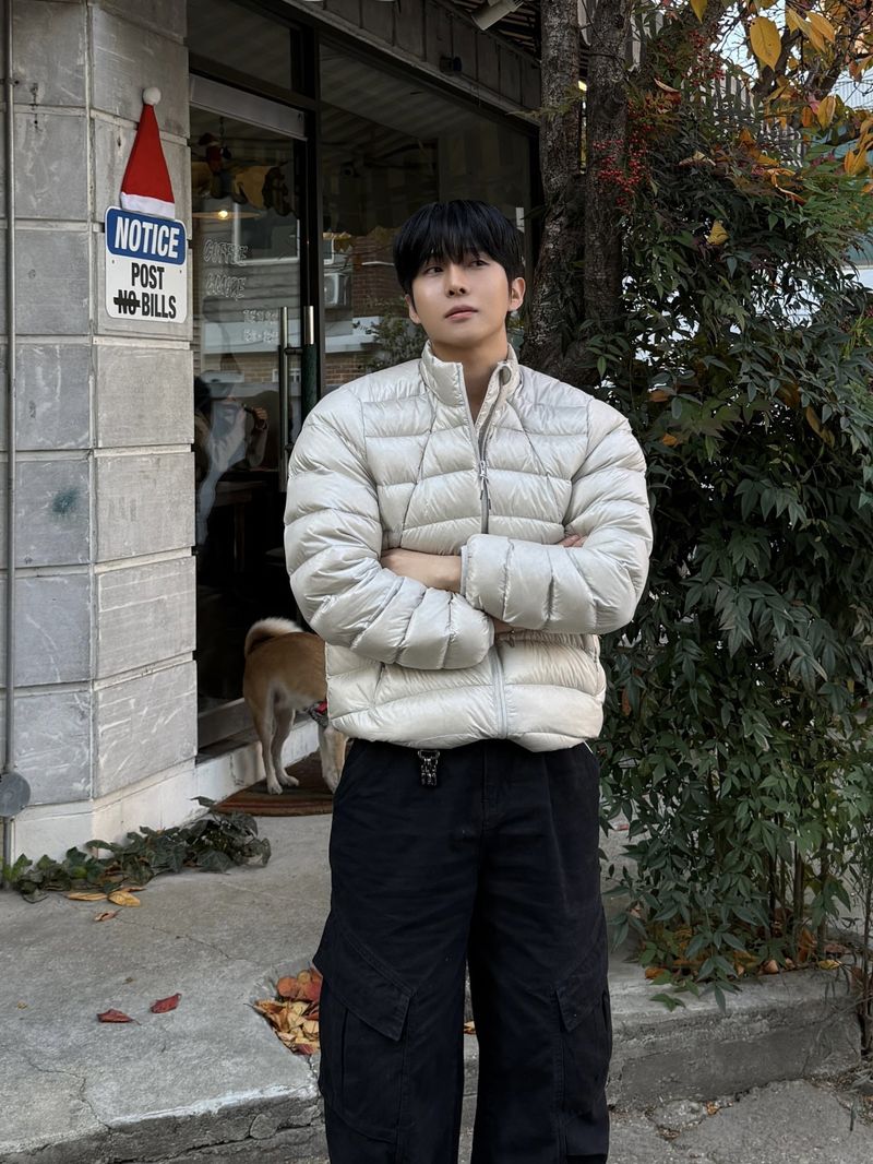 Vintage wave-washed cargo pants