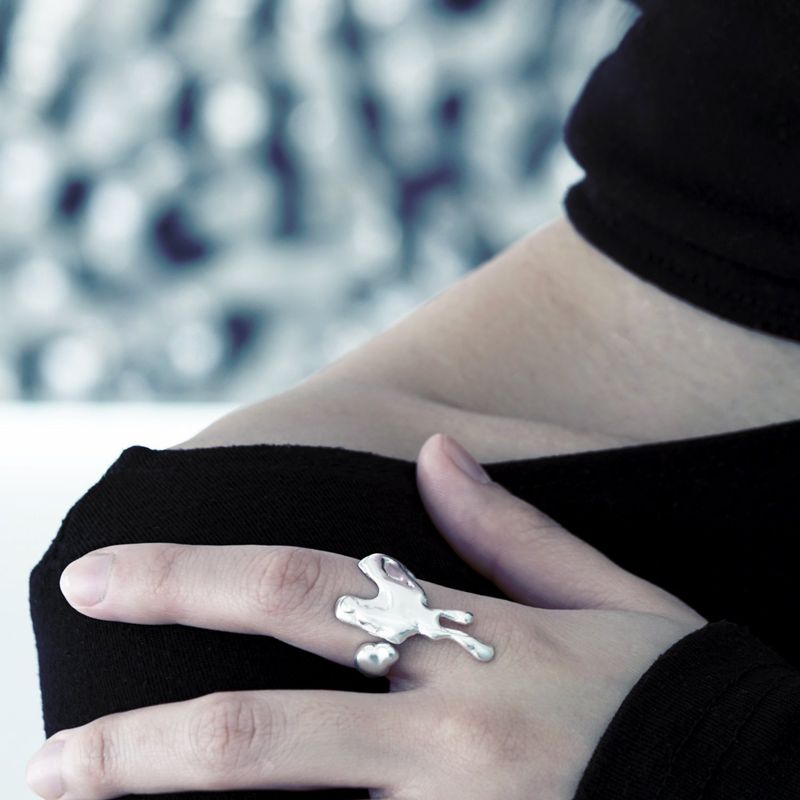 Melting Hearts Ring