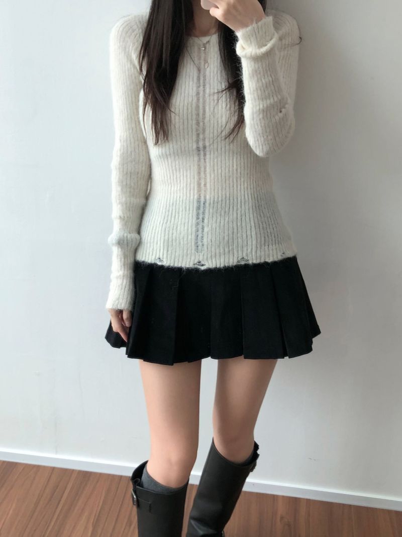 Archie Damage Knitwear (3 colors)