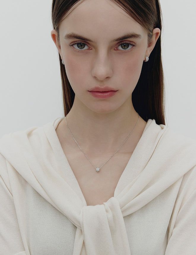 hyeres lor（イエール・ロール）の「26SS★ Essence Silver (W) Tria Pave Necklace（Accessories）」