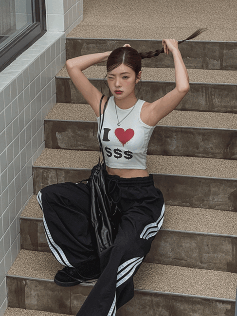 ULAN（ユレン）の「Love money pad sleeveless（Tops）」
