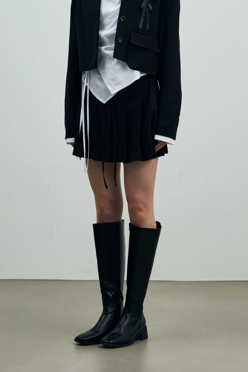MILD PLEATS SKIRT PANTS / BLACK