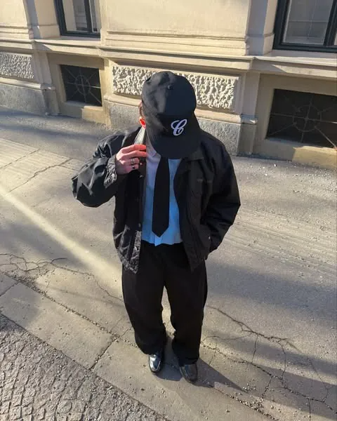 6crayon ピルボックス帽 キャップ（ブラック）