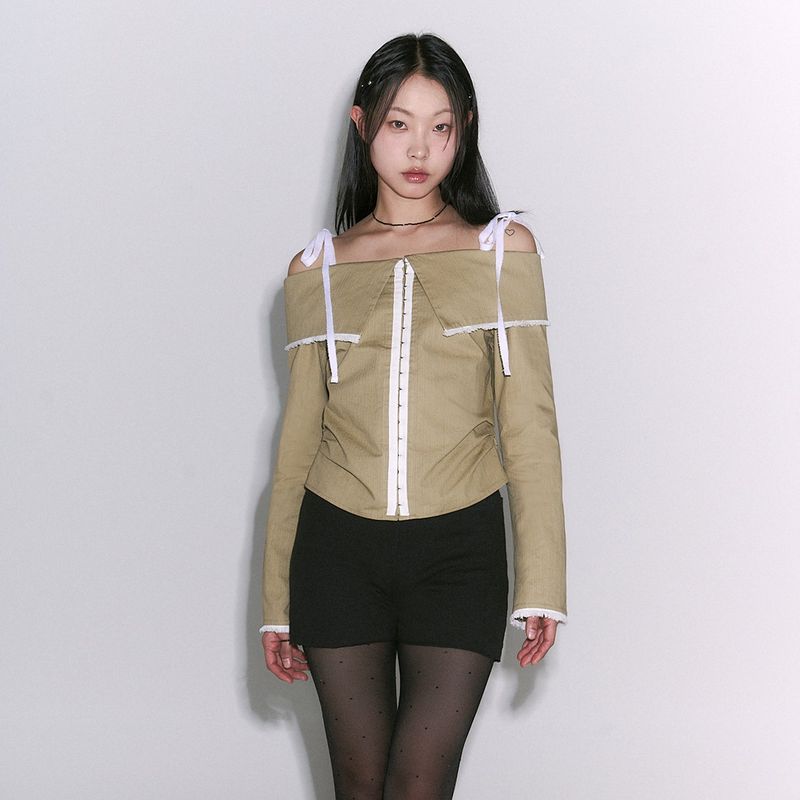 Hook Off Shoulder Blouse [mustard]