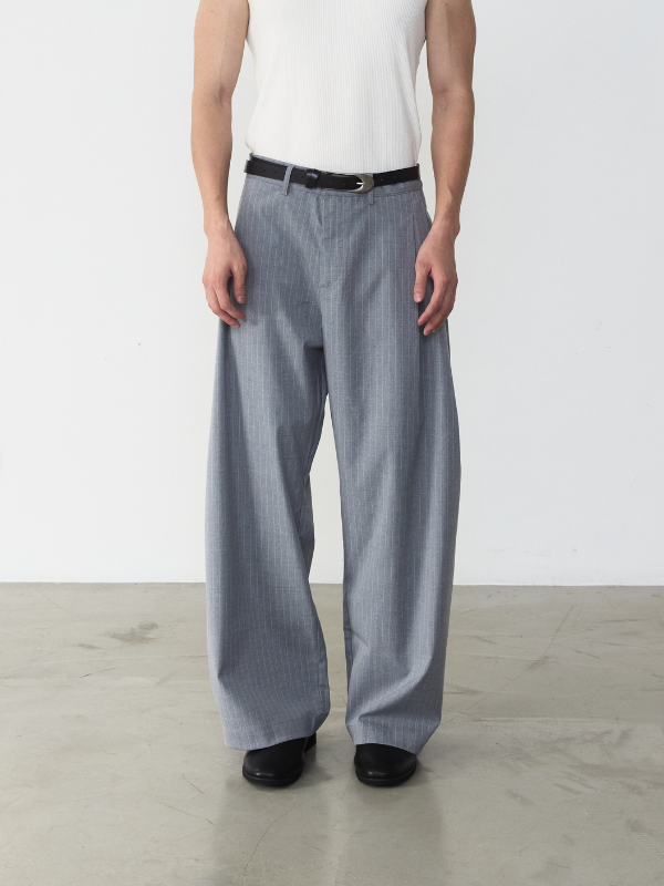 Remesso（レメッソ）の「PT5 Pleated Striped Tailored Trouser（Pants）」