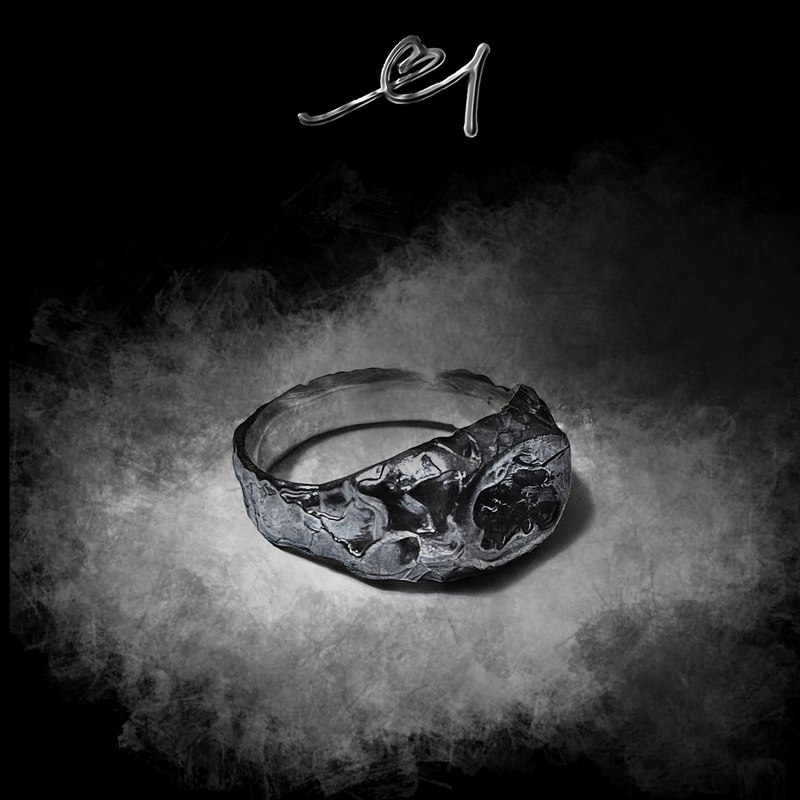 oesalang(ウェサラン)の「ring 'collapsed' {MADE}(Accessories)」