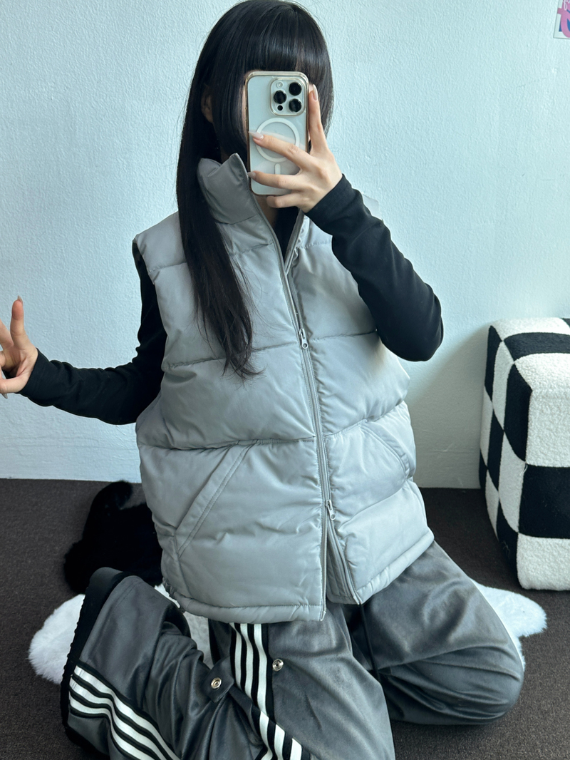CCORTTI（コルッティ）の「Bカシックフィットパディングベスト💚🩶🖤🤍🤎6カラー（ジャケット/アウター）」