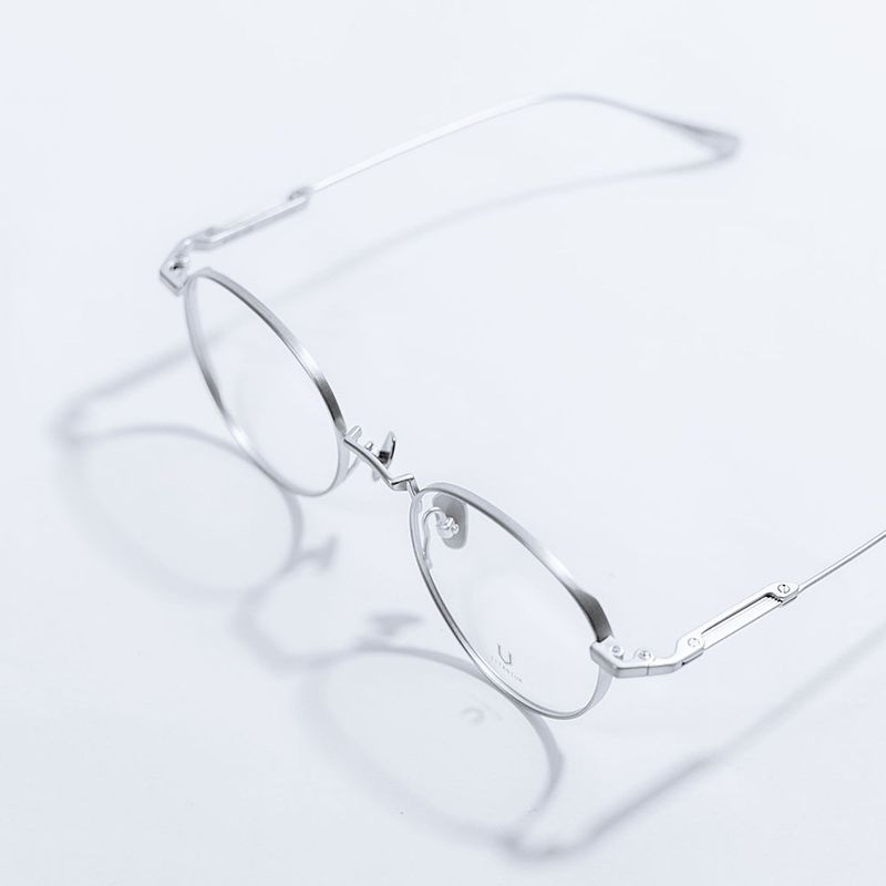 Knouun Round titanium glasses CODE. 102. C Sizzy silver