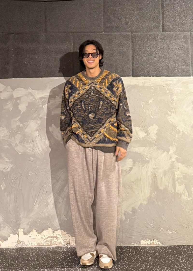 virstyle（ビルスタイル）の「ミックスニットスウェットシャツ 2COLOR（トップス）」