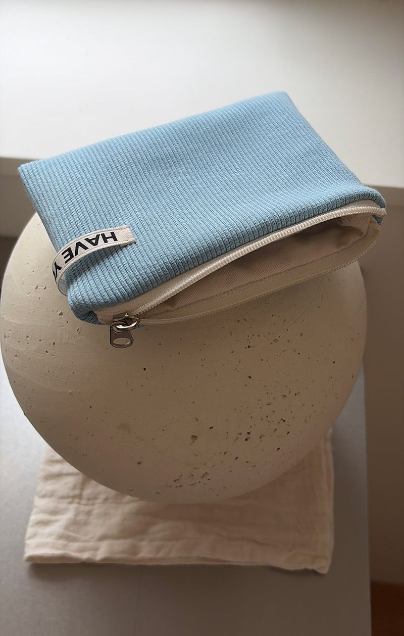 Ribbed flat pouch - sky blue , M size