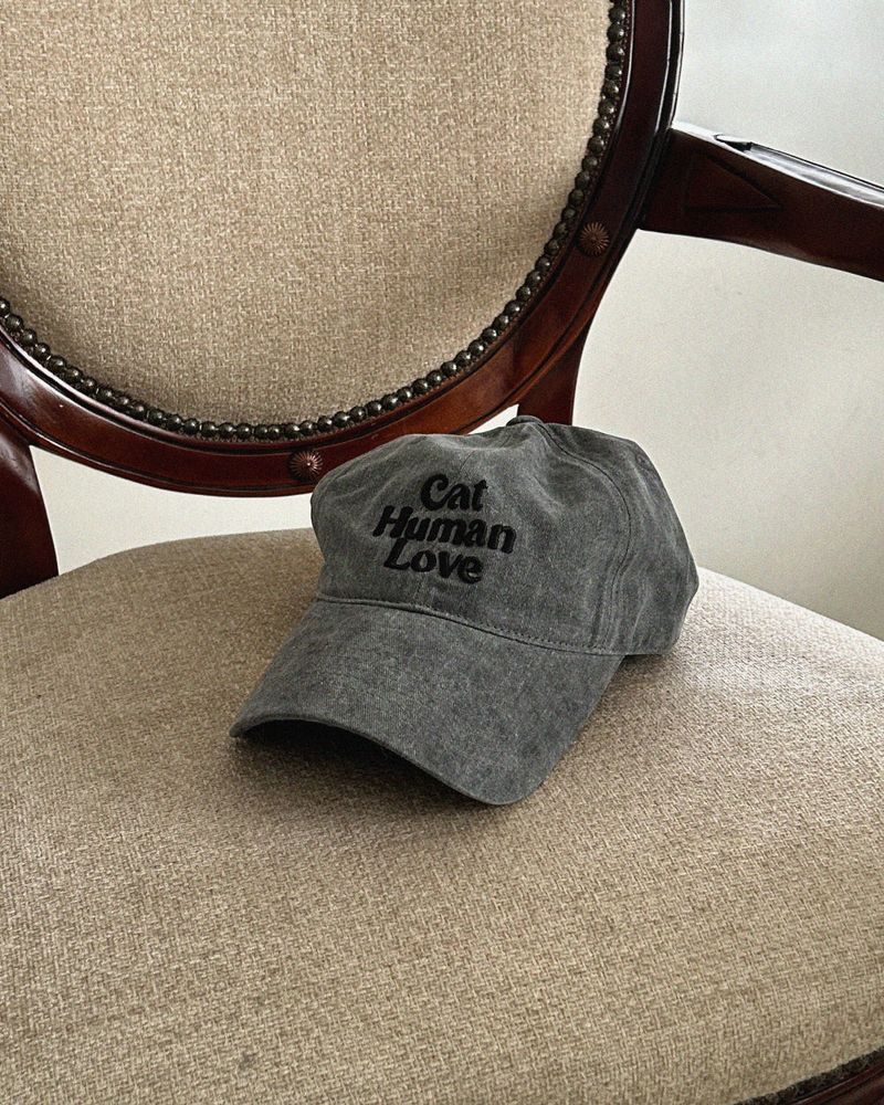 CAT HUMAN LOVE PIGMENT BALL CAP_CHARCOAL