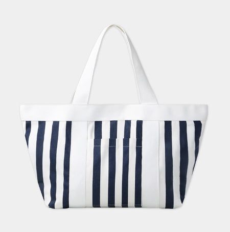 Marine st Picnic Tote Bag